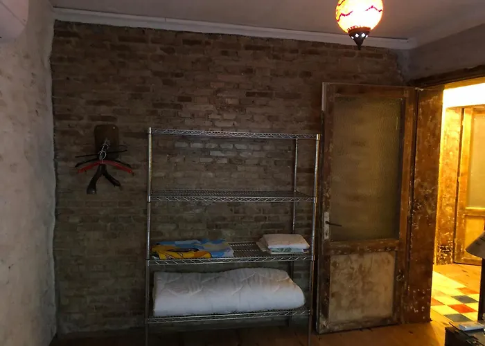 Lägenhetshotell Kaleici Benzersiz Muethis Genis *
