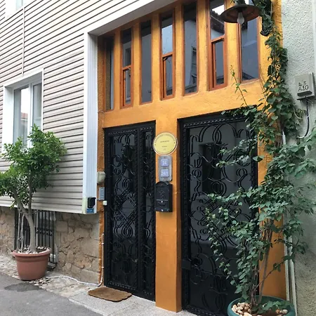 Kaleici Benzersiz Muethis Genis * 安塔利亚